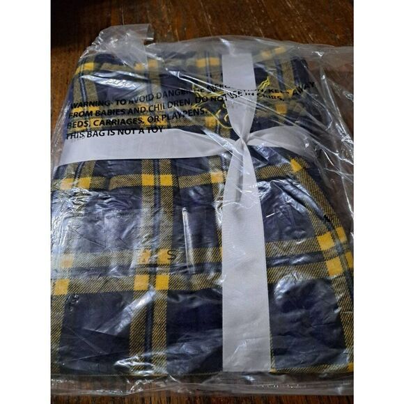 New Small Concept Sports Minnesota State Mankato Mavericks Football Pajama Set - Picture 3 of 5